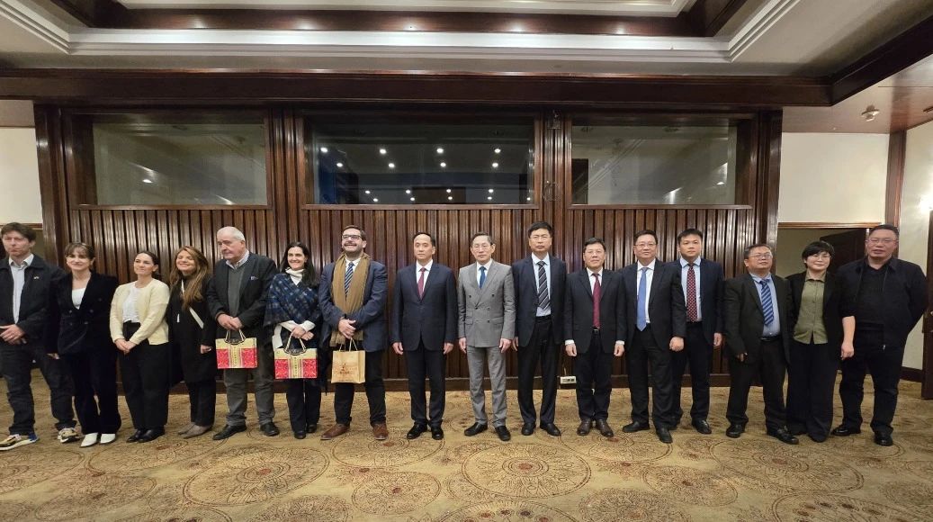 黃嘉棣董事長(cháng)隨廣西壯族自治區政府代表團訪(fǎng)問(wèn)烏拉圭，并應邀參加相關(guān)活動(dòng)