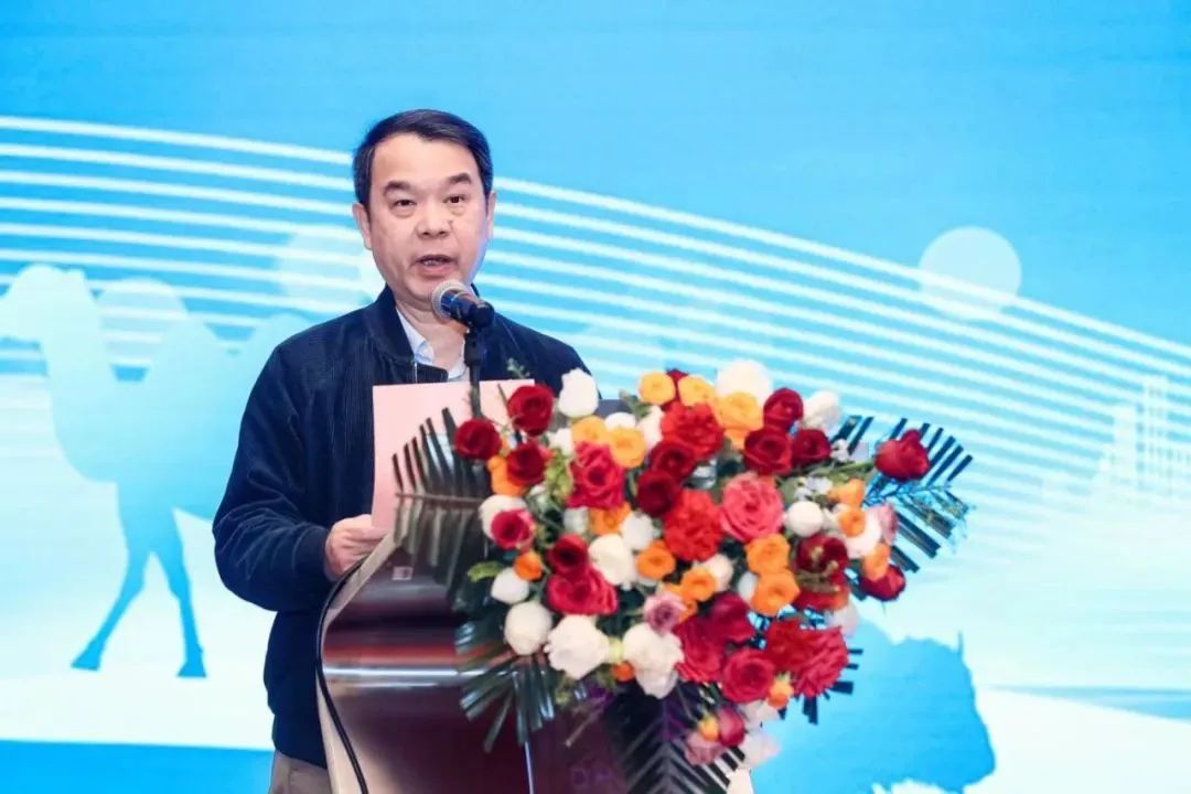 皇氏集團聚焦特種乳盛會(huì )，共謀中國特種乳產(chǎn)業(yè)發(fā)展大計